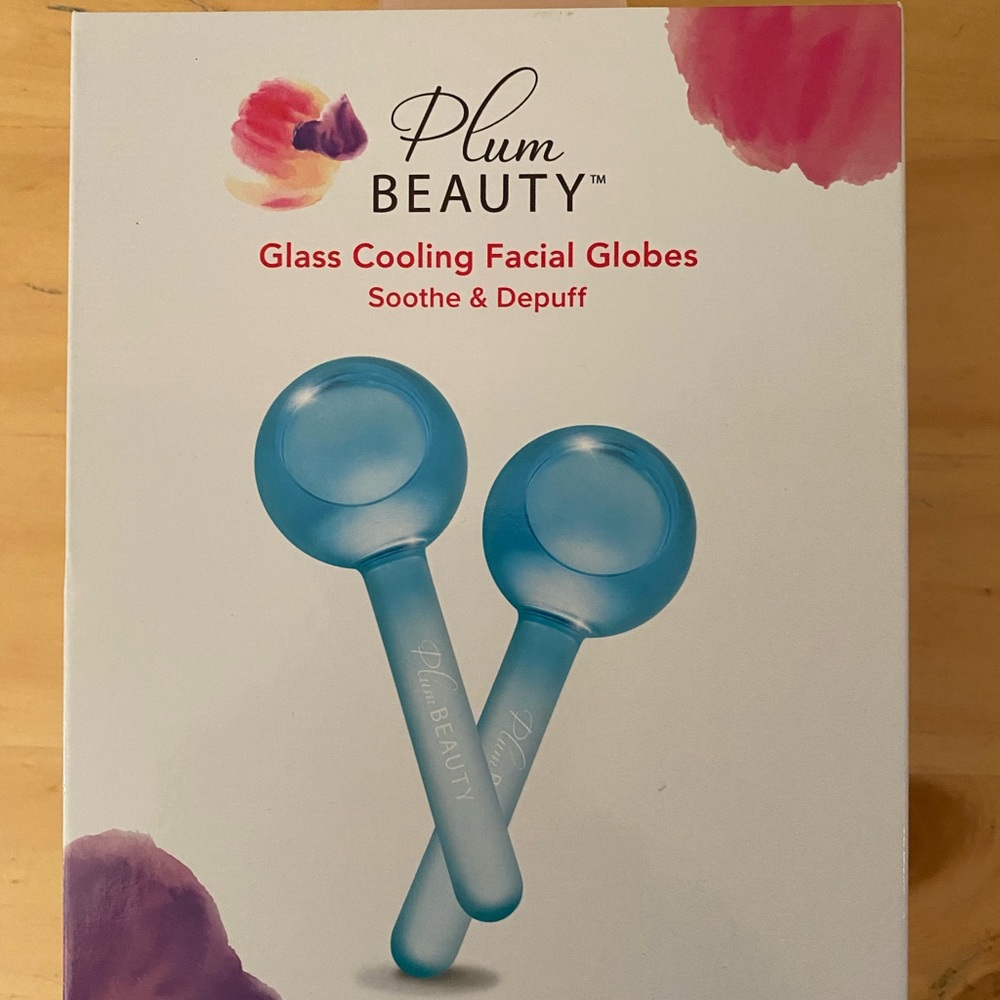 Plum Beauty Glass Cooling Facial Globes Soothe & Depuff